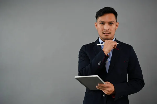 Professionell Och Beslutsam Tusenårig Asiatisk Affärsman Eller Manlig Formell Kostym — Stockfoto