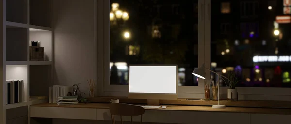 Projektowanie Wnętrz Nowoczesnego Biura Nocy Komputerem Biały Ekran Makieta Stole — Zdjęcie stockowe