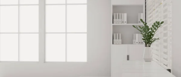 在现代的白色写字楼里 一张白色桌子上的复制空间的特写图片 在窗户上有一个最小的白色花瓶 3D渲染 3D说明 — 图库照片