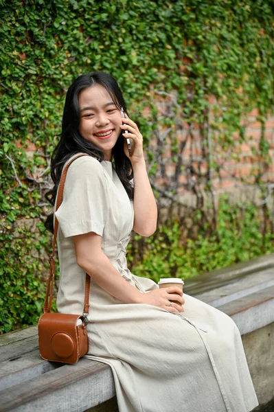 Portrait Happy Beautiful Asian Woman Casual Clothes Phone Her Friend — Stock Fotó