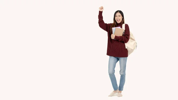 Красива Весела Азіатська Студентка Коледжу Червоному Светрі Рюкзаком Книгами Піднімає — стокове фото
