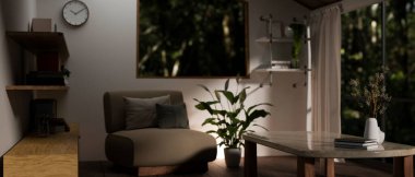 Geceleri rahat bir sandalye, sehpa, ahşap bir dolap, duvar rafları, bir saksı ve dekorla modern bir oturma odasının iç tasarımı. 3d görüntüleme, 3d illüstrasyon