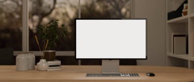 Ahşap masasında beyaz ekran bilgisayar modeli olan modern bir özel ofis. 3d görüntüleme, 3d illüstrasyon