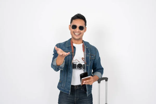 Homem Asiático Bonito Feliz Casaco Jeans Está Abrindo Palma Mão — Fotografia de Stock