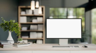 Modern bir ofisteki ya da ev ofisteki bir bilgisayar masasının ön görüntüsü. Beyaz ekran maketi ve dekorasyonu olan bir bilgisayar. 3d görüntüleme, 3d illüstrasyon