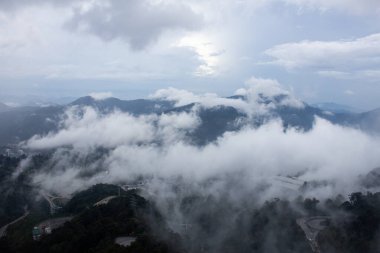 Genting Highlands, Malezya boyunca sisli dağların manzarası