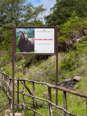 Kannan Devan Hills, Kerala, Hindistan - 18 Mayıs 2024: Eravikulam Ulusal Parkı Kannan Devan Tepeleri 'nde yer almaktadır. Kerala 'nın Idukki ilçesinin Devikulam Taluk ilçesinde yer almaktadır.