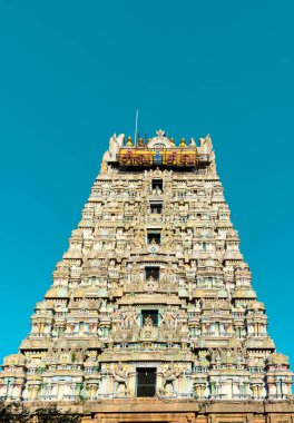 Thiruvathigai Veerateswarar Tapınağı (Virattaneshwara Tapınağı), Hindu tapınağı. Çeviri: Shiva Shiva Tamilce 'de Hindu tanrı Shiva anlamına gelir.