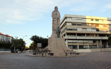 1919 'dan 1923' e kadar Portekiz 'in altıncı başkanı Antonio Jose de Almeda' nın anıtı, Lizbon, Portekiz - 22 Temmuz 2021
