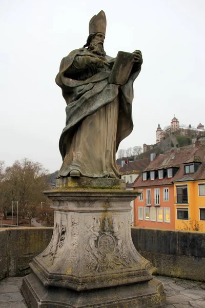 Bruno Statue Old Main Bridge Alte Mainbruecke Marienberg Fortress Hill — Fotografia de Stock