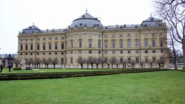 罗登兹宫 十八世纪巴洛克王子 主教宫 南侧庭院立面 德国伍尔兹堡 2023年1月26日 — 图库照片
