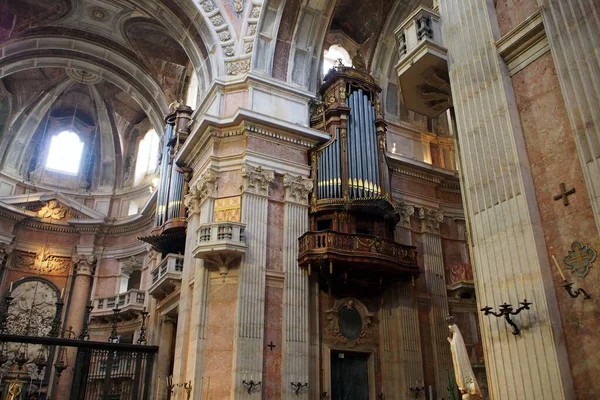 Interior Basílica Órgano Tubos Nave Lateral Siglo Xviii Estilo Barroco —  Fotos de Stock