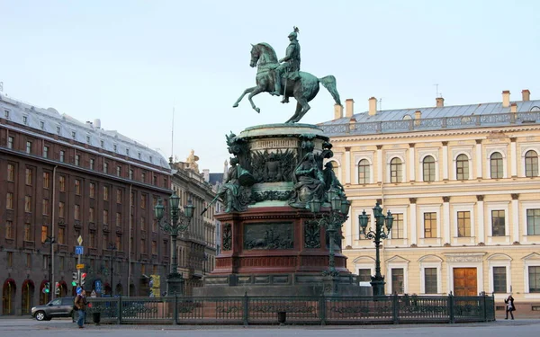 ニコライ1世の騎馬像は 1859年に発表され 日没の景色 サンクトペテルブルク ロシア 2012年4月25日 — ストック写真