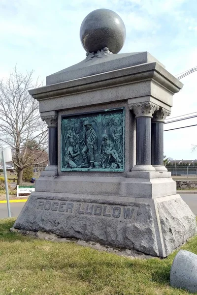 Monumento Roger Ludlow Dedicado 1895 Ludlow Fue Fundador Del Primer — Foto de Stock