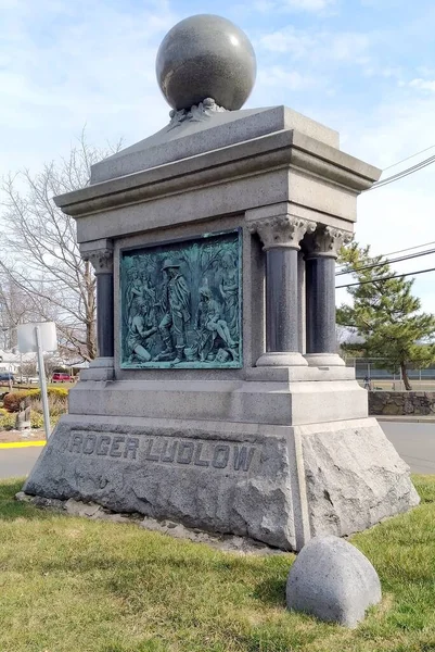 Roger Ludlow Monument Gewijd 1895 Ludlow Oprichter Van Eerste Europese — Stockfoto
