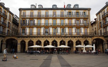 Anayasa Meydanı Plaza, Eski Şehir, Donostia - San Sebastian, Bask Ülkesi, İspanya - 12 Mayıs 2017