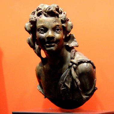 Hessian Devlet Müzesi Darmstadt Arkeoloji Koleksiyonlarında Roma dönemi bronz maskesi - 27 Ocak 2023