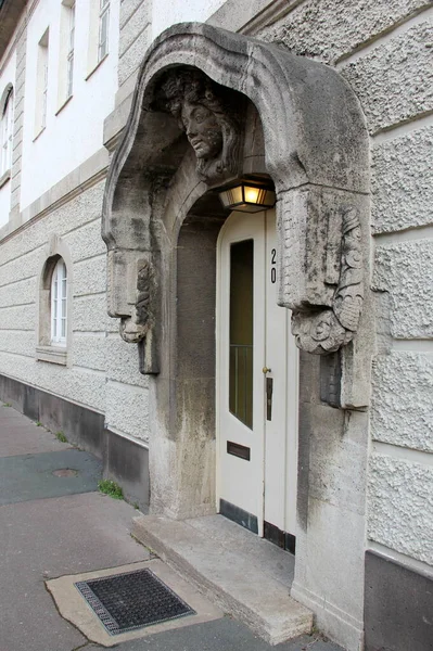 Detalles Jugendstil Decoraciones Escultóricas Talladas Piedra Una Puerta Entrada Sprudelhof — Foto de Stock