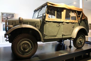 Stoewer Kfz.1, 2. Dünya Savaşı off-road aracı, Bundeswehr Askeri Tarih Müzesi, Dresden, Almanya - 6 Temmuz 2024