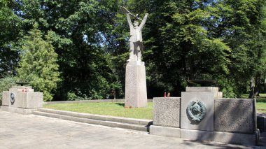 2. Dünya Savaşı Anıtı ve Anıtı Havlicek Bahçeleri, Teplice, Çek Cumhuriyeti - 8 Temmuz 2024