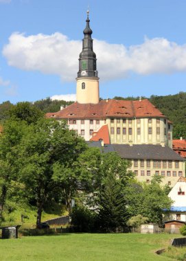 Schloss Weesenstein, Renaissance and Baroque architectural monument, in the Muglitz river valley, in the foreground, Weesenstein, Saxony, Germany - July 8, 2024 clipart