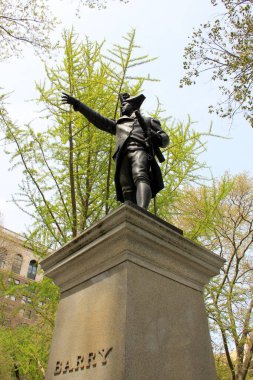 Tuğamiral John Barry Heykeli, Independence Meydanı, Philadelphia, PA, ABD - 20 Nisan 2025