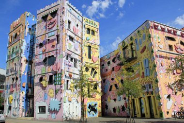 Mutlu Rizzi Evi, Amerikalı pop sanatçısı James Rizzi, Braunschweig, Almanya - 30 Nisan 2012