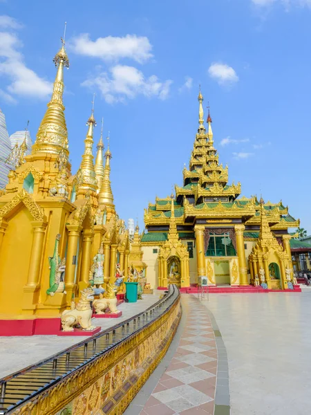 Small Stupas Castle Shwedagon Pagoda Yangon Myanmar Famous Sacred Place — Stock Photo, Image