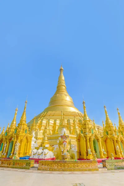 Пагода Шведагон Янгон Мьянма Знаменитое Священное Место Достопримечательность Дневное Время — стоковое фото