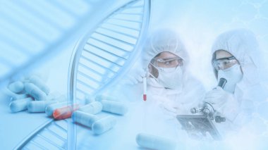 DNA ipliği ve ilaç kapsülüyle mikroskop kullanarak bilim insanlarının biyoteknoloji araştırma ve geliştirme geçmişi