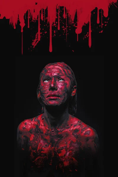 스포키 어두운 지옥의 혈액의 배경에 여자의 할로윈 — 스톡 사진