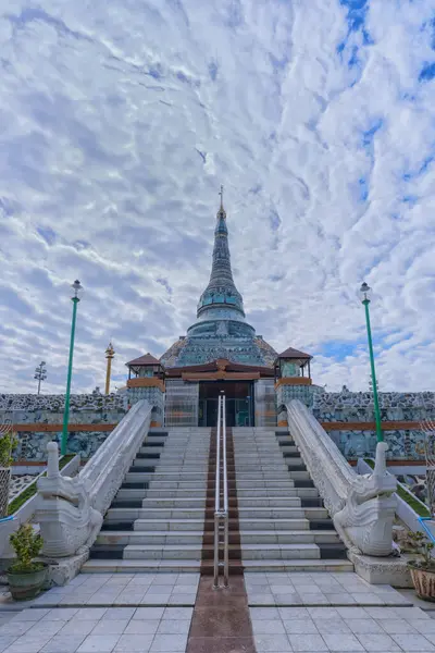 Pagoda Cunoscută Sub Numele Pagoda Jad Află Amarapura Mandalay Împodobită Imagini stoc fără drepturi de autor