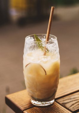 Kafede Pina colada kokteyli