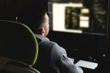 Evden gelen programcı kodları. Uzak çalışma