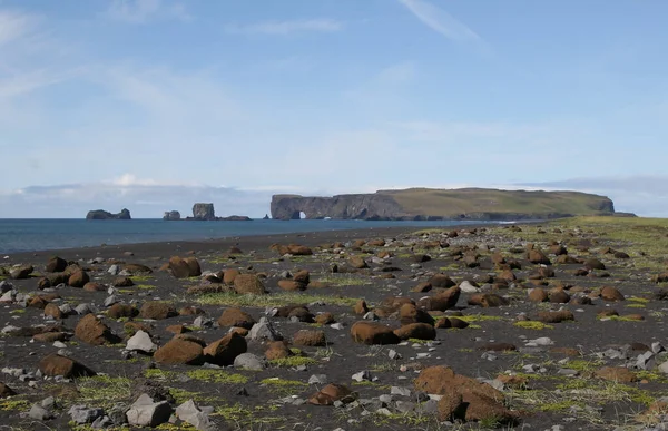 Promontoriu Numit Dyrholaey Plaja Reynisfjara Islanda Sud — Fotografie, imagine de stoc