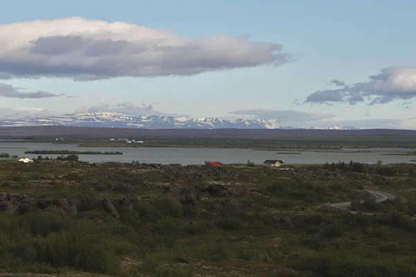 冰岛Dimmuborgavegur路Myvatn湖 — 图库照片