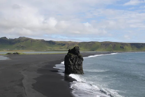 Plaża Reynisfjara Półwyspu Dyrholaey Islandia — Zdjęcie stockowe