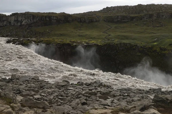 冰岛Dettitoss瀑布的临界点 — 图库照片