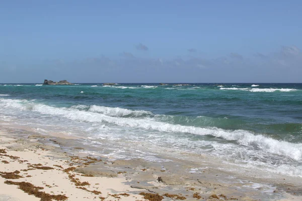 北カイコ島 トルコ カイコ諸島の典型的な海岸線 — ストック写真
