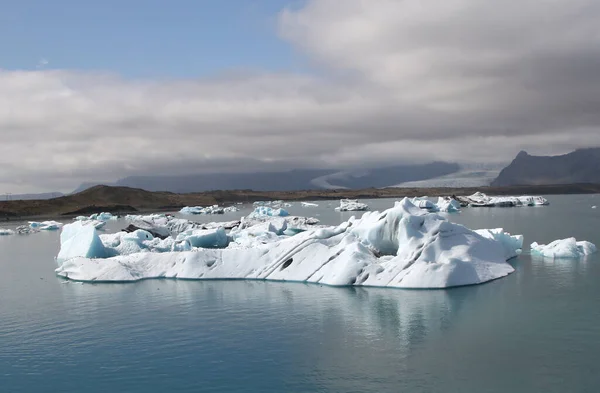 冰岛Vatnajokull国家公园Jokulsarlon的Iceberg — 图库照片