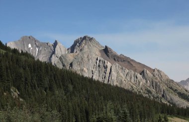 Dağ zirvesi, 40. Otoyol, Peter Lougheed İl Parkı, Alberta Kanada