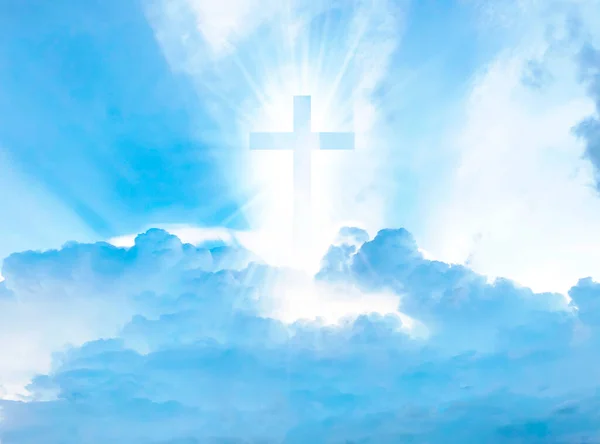 Christelijke Kruis Met God Straal Blauwe Hemel Achtergrond — Stockfoto