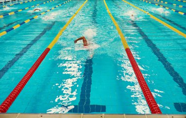 Turkuaz yüzme havuz şeritleri, sporun ve Olimpiyatların sembolü..