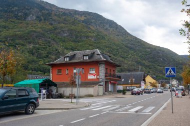 Yazı işleri. Ekim 2022. Les, İspanya İspanya 'nın Katalonya bölgesindeki Les kasabası.