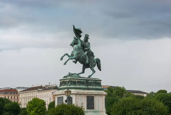 stock image Statue of Archduke Charles of Austria, victor of Aspern over Napoleon. Statue on the Heldenplatz in Vienna, Austria. 
