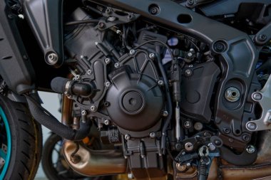 Yamaha 'nın galerisindeki motosikletler. Yamaha MT09 motosiklet, seçici odaklanma.