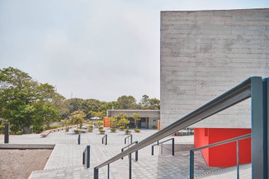 Lima, Peru yakınlarındaki Pasifik Sahili 'ndeki Pachacamac arkeoloji kompleksindeki site müzesi. Pasifik kıyısındaki antik bir arkeolojik alan olan Pachacamac kalıntıları.