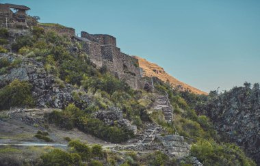 Kutsal Peru Vadisi 'nde İnkalar tarafından inşa edilen Pisac Arkeolojik Kompleksinin panoramik bir görüntüsü..