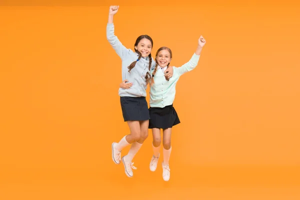Kinderen Leuke Studenten Schoolmeisjes Beste Vrienden Uitstekende Leerlingen Schoolmeisjes Netjes — Stockfoto