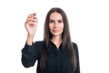 Görünmez okul yönetim kurulunda öğretmen yazıyor. Öğretmen yazmak için kalem tutuyor. Yazıyormuş gibi yapan kadın. Okulda öğretmenlik. Okula dönelim. 1 Eylül. Kaleme metin yaz, boşluğu kopyala.